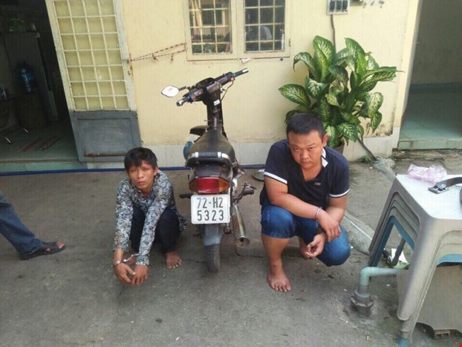 Bi truy doi, cuop vung dao chem dac nhiem toi tap hinh anh