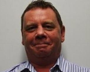 Nha si Anh dam nguoi tinh cua vo tai nha rieng hinh anh