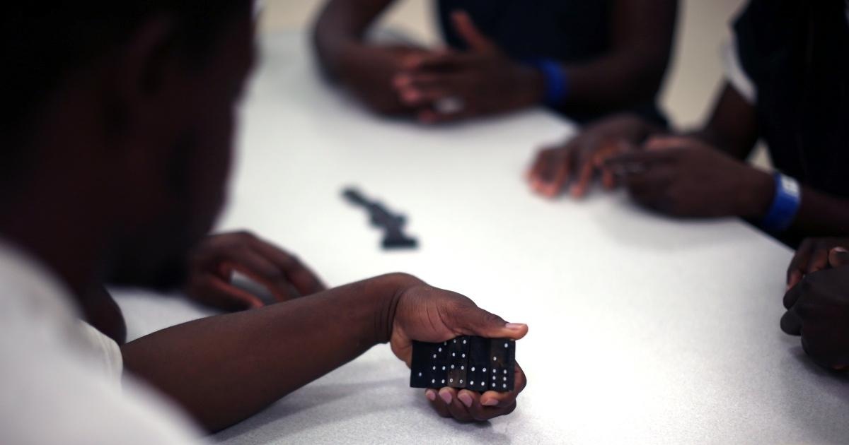 Nhập cư bất hợp pháp ảnh 10 Nhap cu bat hop phap anh 10