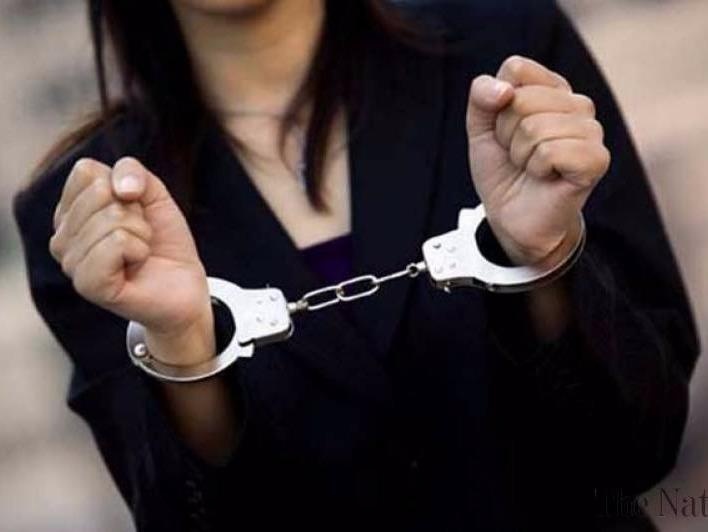 Buon lau cong nghe, mot phu nu Trung Quoc doi mat muc an 150 nam tu hinh anh