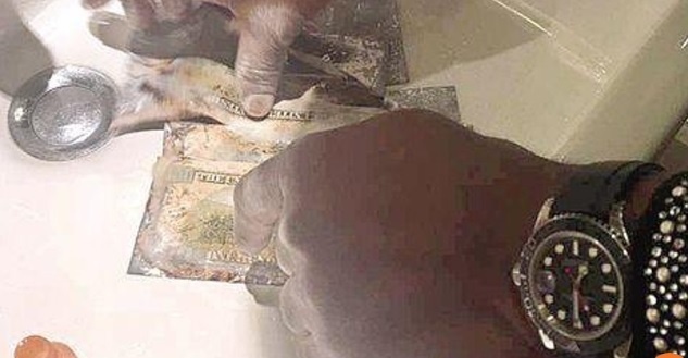 Vach tran 'ao thuat' lua dao bien giay thanh tien o Trung Quoc hinh anh