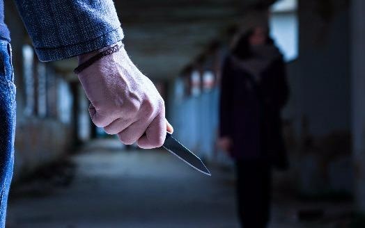 Ten toi pham nguy hiem o Anh duoc ra tu do toa nham lan hinh anh