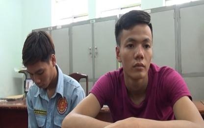 Bat bang nhom 9X cuop xe cua tai xe GrabBike luc rang sang hinh anh