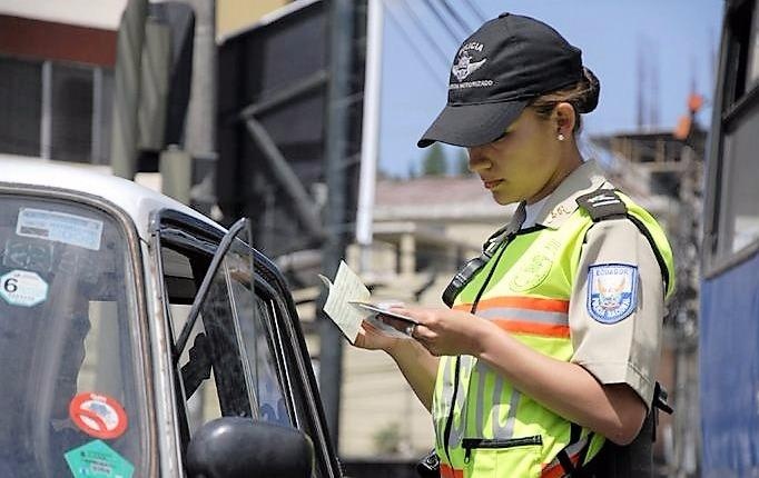 Vi sao Mexico tuyen 'bong hong' lam canh sat giao thong? hinh anh