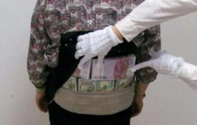 Dan 1 trieu USD quanh nguoi de tuon vao Trung Quoc hinh anh