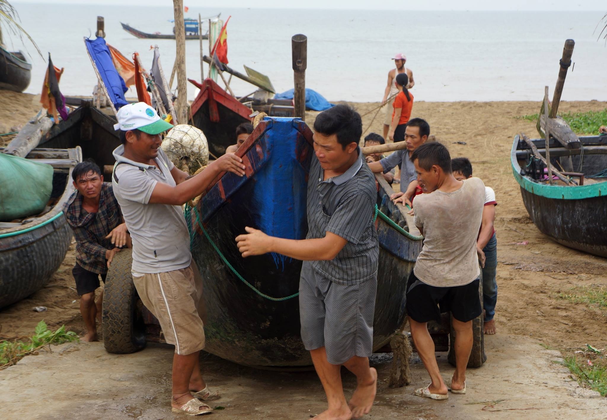 Tam bao so 10 mua 400 mm, so tan hang chuc nghin ho dan hinh anh