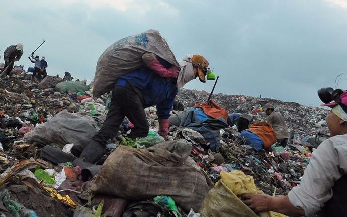 Viet Nam dang xa rac thai nhua o hang top cua the gioi hinh anh