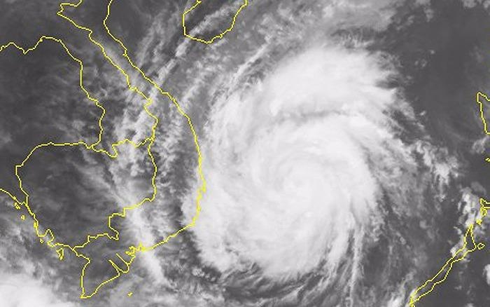 Vi sao bao so 12 cang vao gan bo cang manh? hinh anh