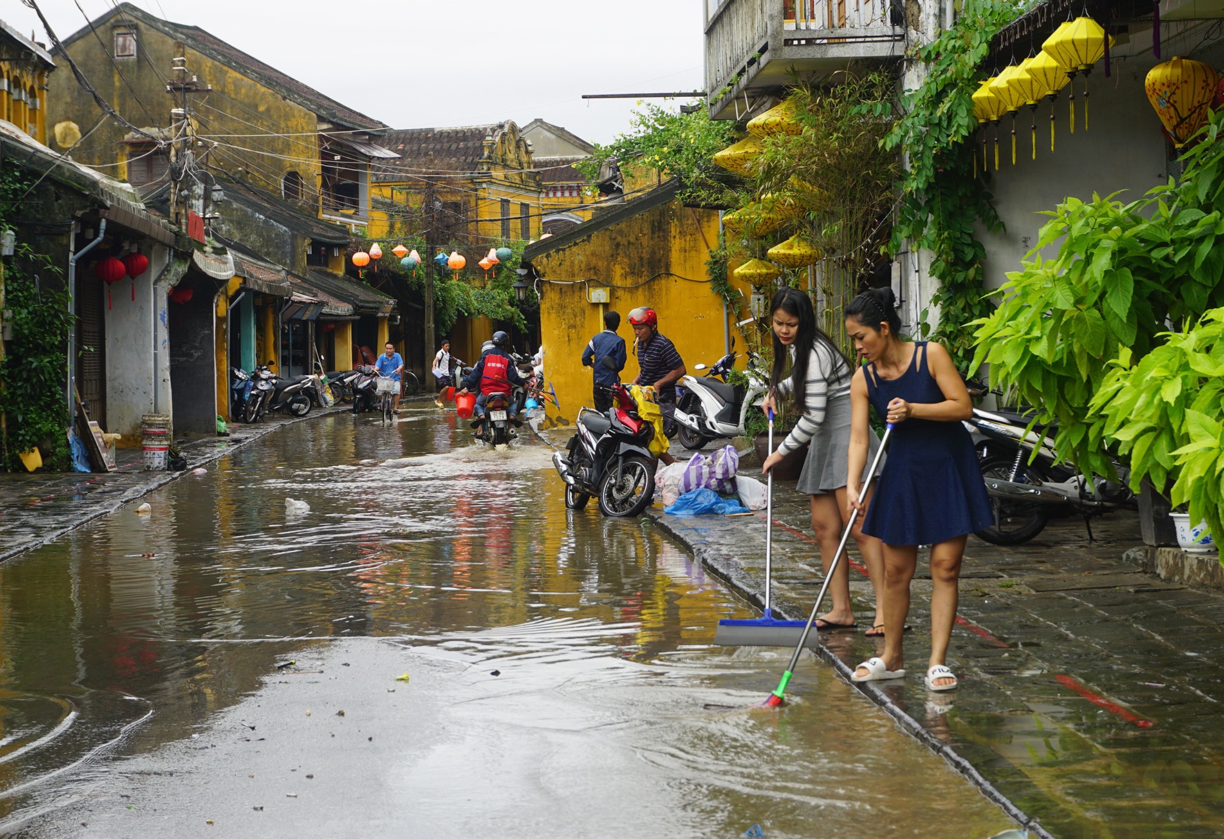 áp thấp nhiệt đới gần Biển Đông ảnh 2 ap thap nhiet doi gan Bien Dong anh 2