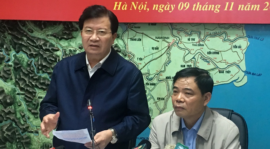 Kich ban xau nhat: Mien Trung co the hung chiu con bao so 13 hinh anh