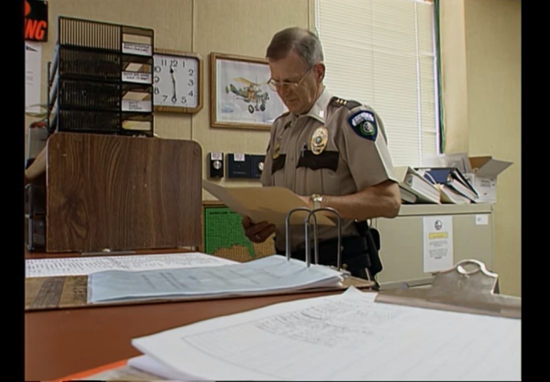 Lần manh mối sát thủ ảnh 10 Lan manh moi sat thu anh 10