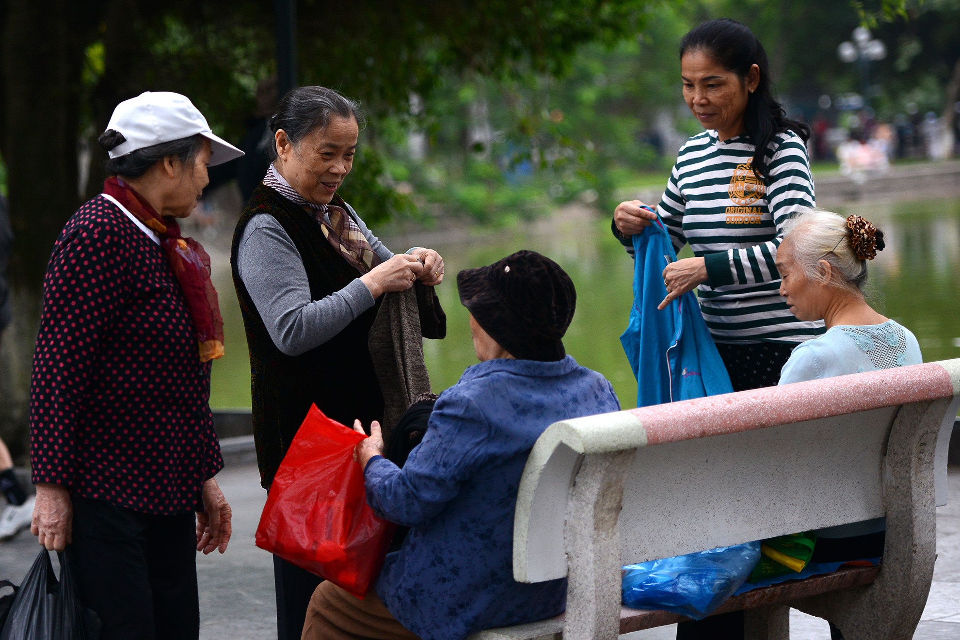Khong khi lanh tang cuong anh 1