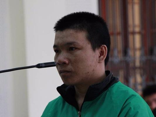 Xin ngu nho, nam thanh nien bit mieng hiep dam be gai 13 tuoi hinh anh