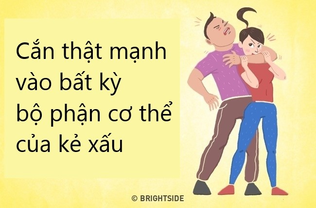 Những cách tự vệ khi bị tấn công ảnh 4 Nhung cach tu ve khi bi tan cong anh 4