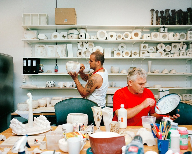 Nhà tù nhân đạo trên thế giới ảnh 11 Nha tu nhan dao tren the gioi anh 11