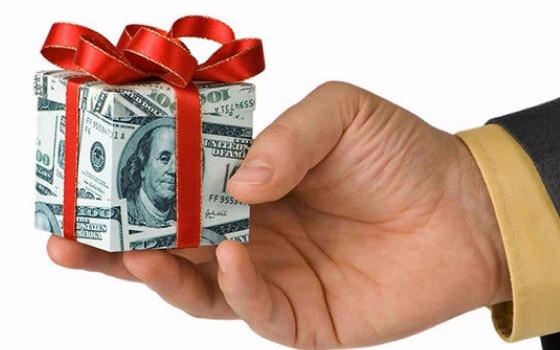 Cuc Chong tham nhung nhan 40 cuoc goi ve tang qua Tet trai quy dinh hinh anh