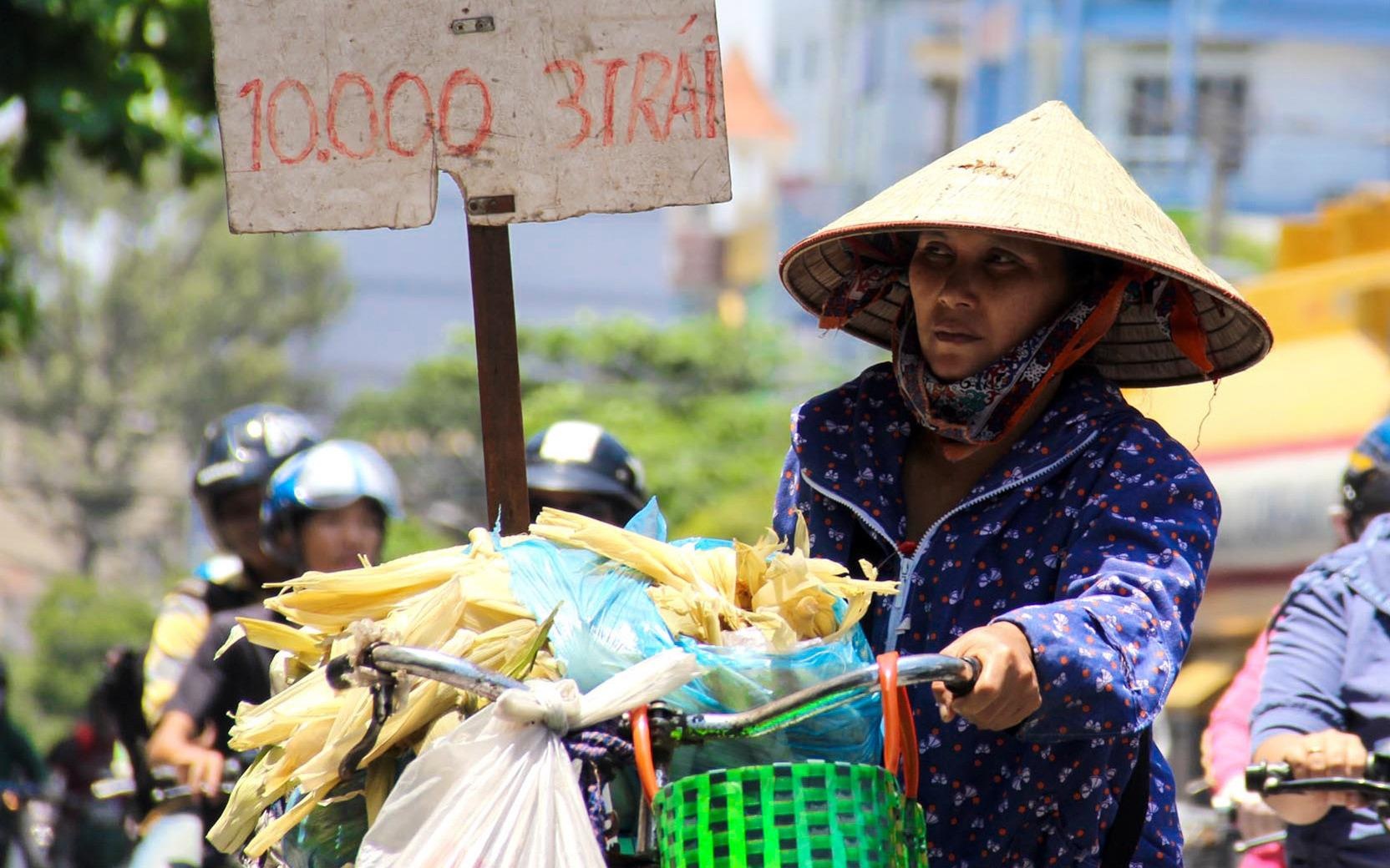 Nam Bo dan giam nhiet, mien Bac lai nom am, mua dong chieu toi hinh anh