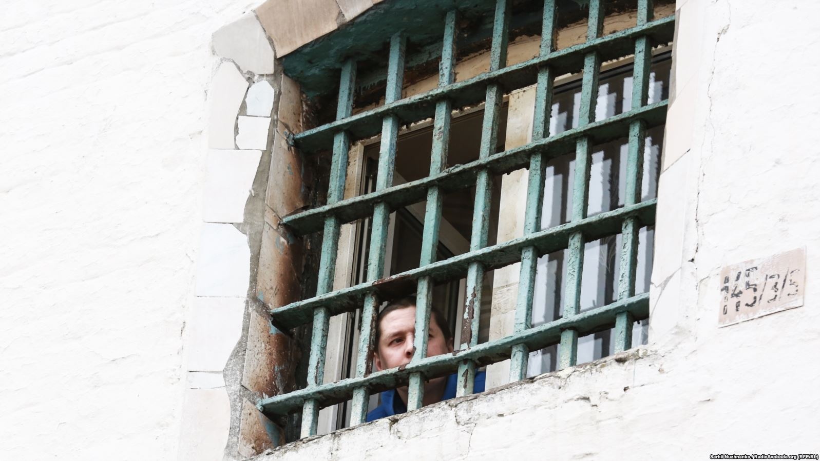 Nhà tù tồi tàn ảnh 2 Nha tu toi tan anh 2