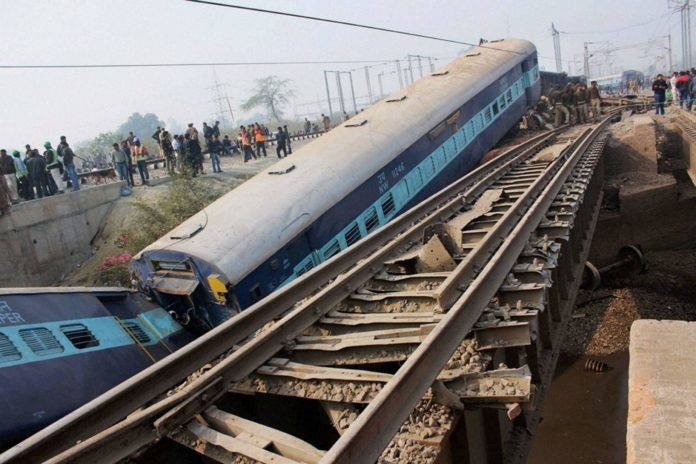 Tai nạn đường sắt ở Ấn Độ ảnh 1 Tai nan duong sat o An Do anh 1