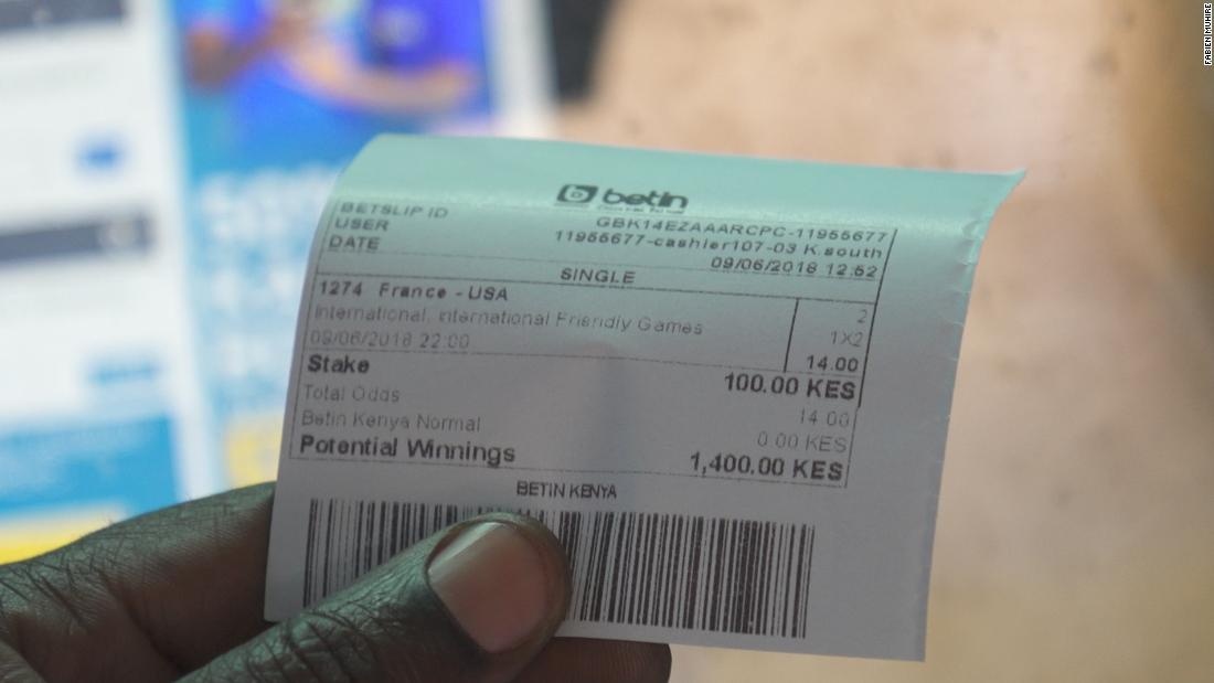Nhung nguoi ca do o Kenya me muoi kiem tien mua World Cup hinh anh