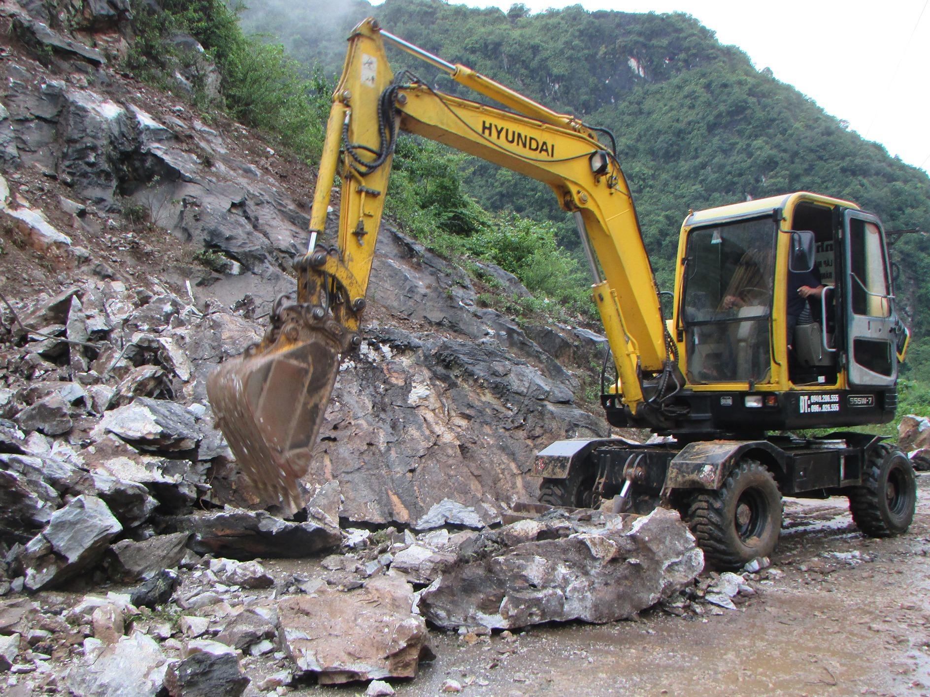 Bien Dong lien tiep don ap thap nhiet doi, thoi tiet xau tren ca nuoc hinh anh