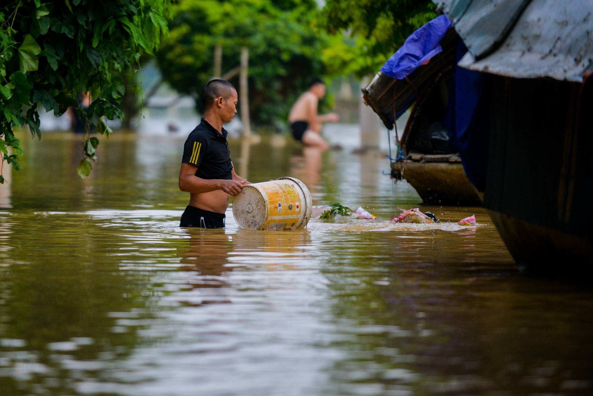 mua lu mien bac anh 2
