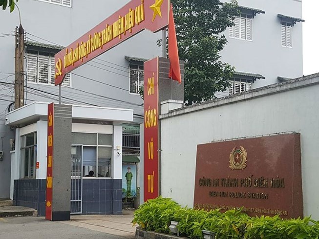 Lam ro vu bi cao to cong an ‘em’ tien tang vat hinh anh