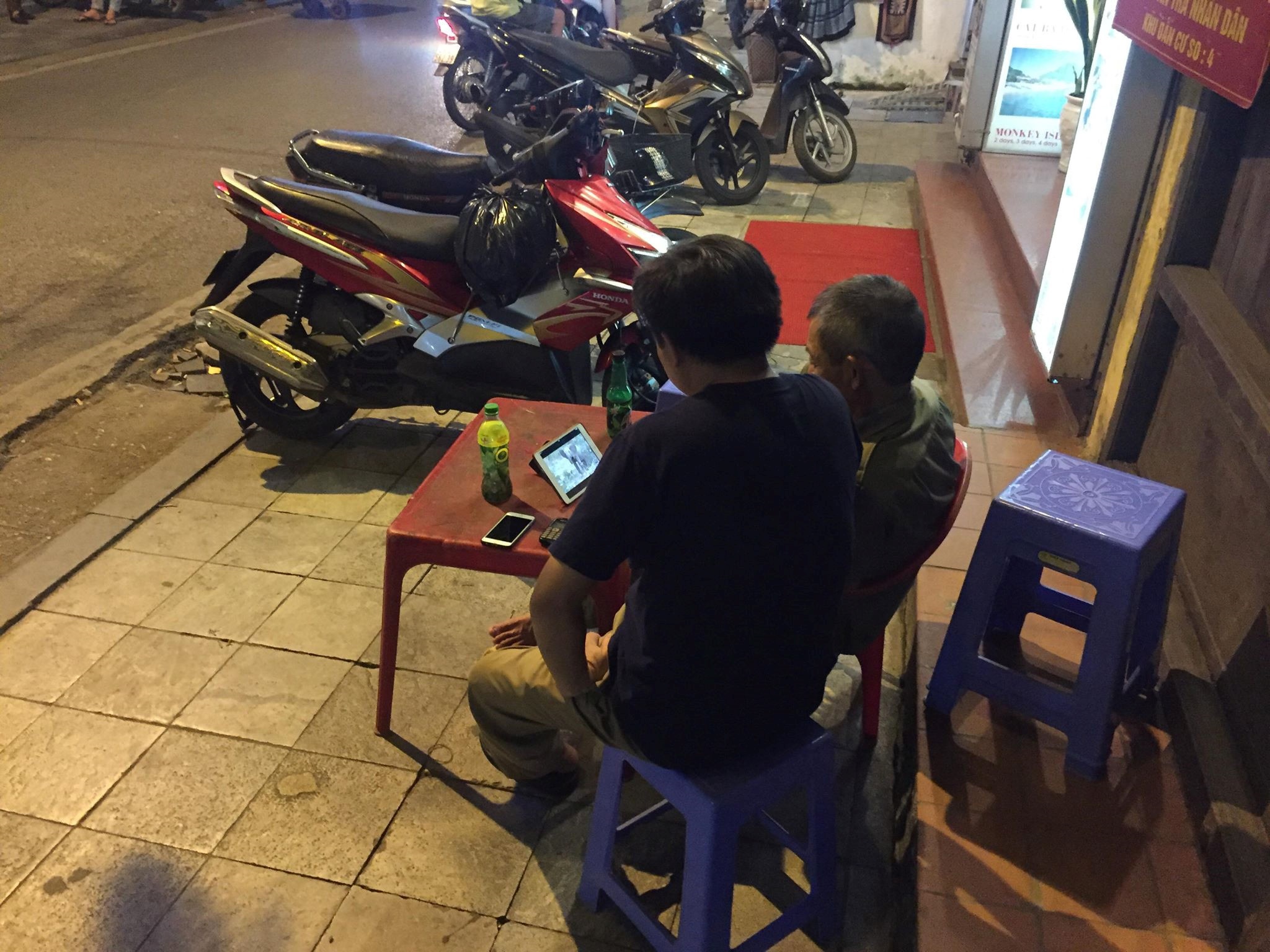 Co vu bong da Viet Nam anh 7