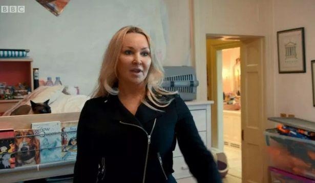 vo cu ty phu song chung voi chong va nhan tinh anh 2