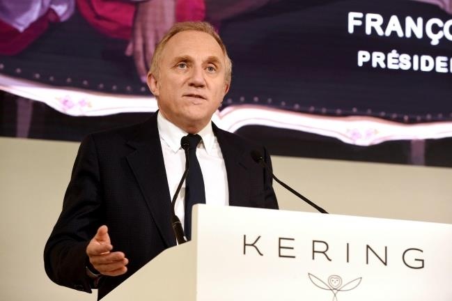 Ty phu Phap ung ho tien xay dung lai nha tho anh 2