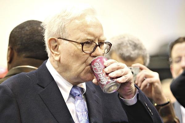 tỷ phú Warren Buffett nghiện Coca Cola ảnh 2 ty phu Warren Buffett nghien Coca Cola anh 2
