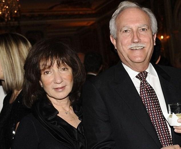 cuộc đời của cha dượng Jeff Bezos ảnh 2 cuoc doi cua cha duong Jeff Bezos anh 2