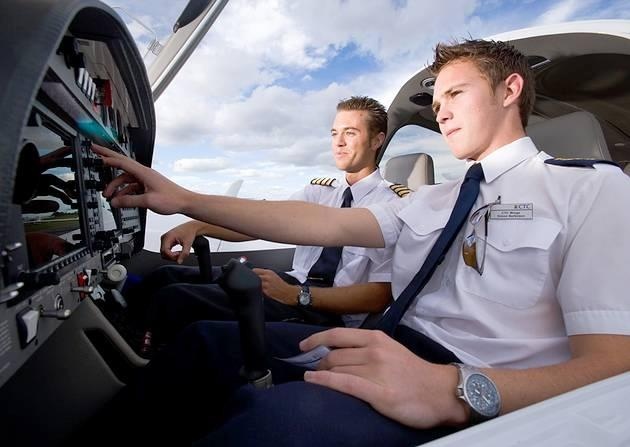 Boeing: Nganh hang khong the gioi thieu hut phi cong tram trong hinh anh