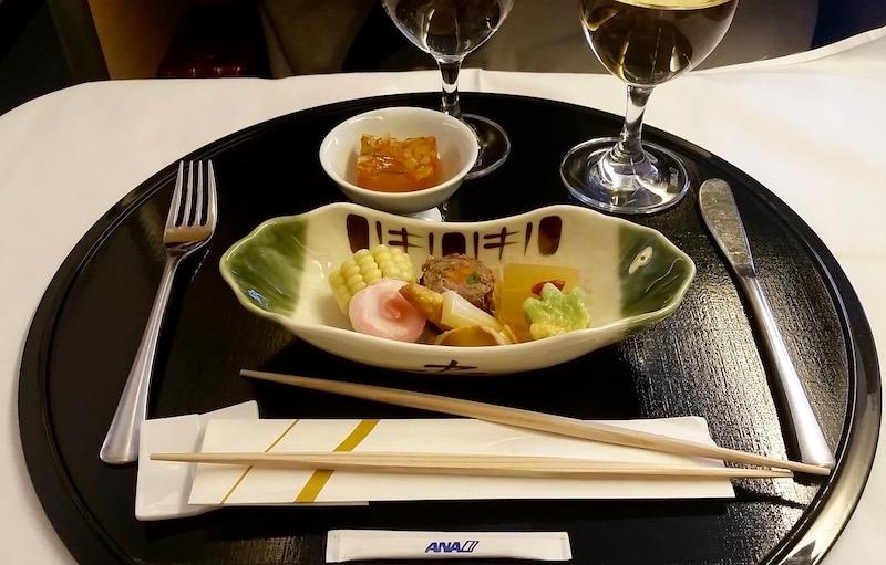 cac mon an duoc phuc vu tren may bay anh 20