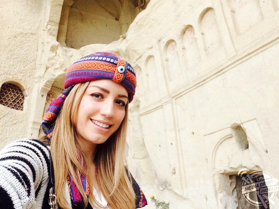 nu phi cong xinh dep anh 17