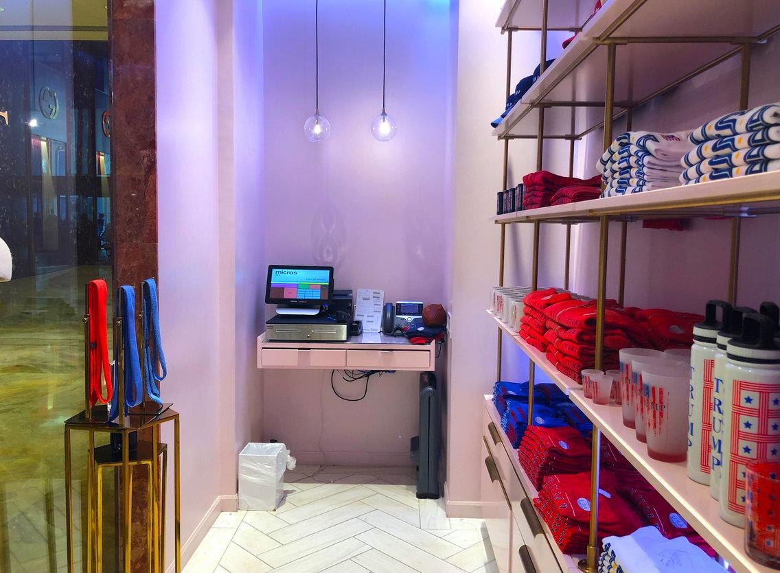 toa nha ban do nhan hieu Tong thong Trump anh 19