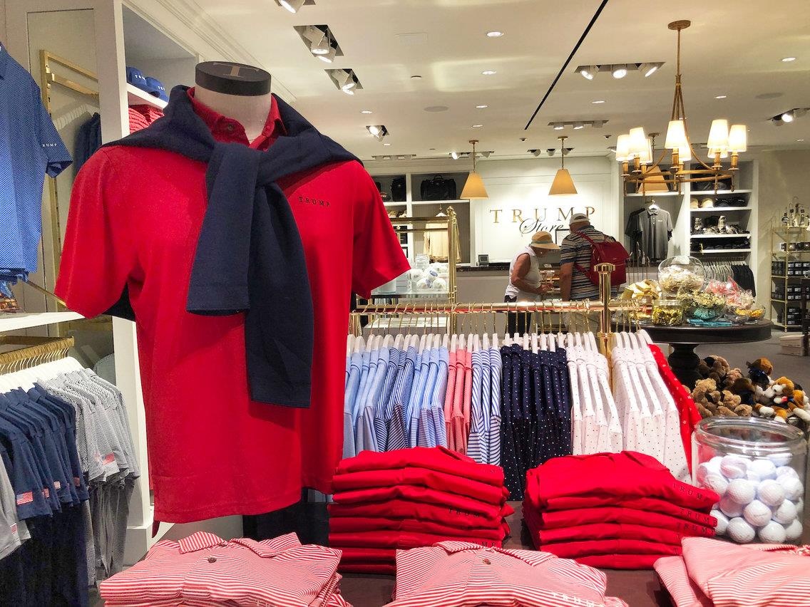 toa nha ban do nhan hieu Tong thong Trump anh 22