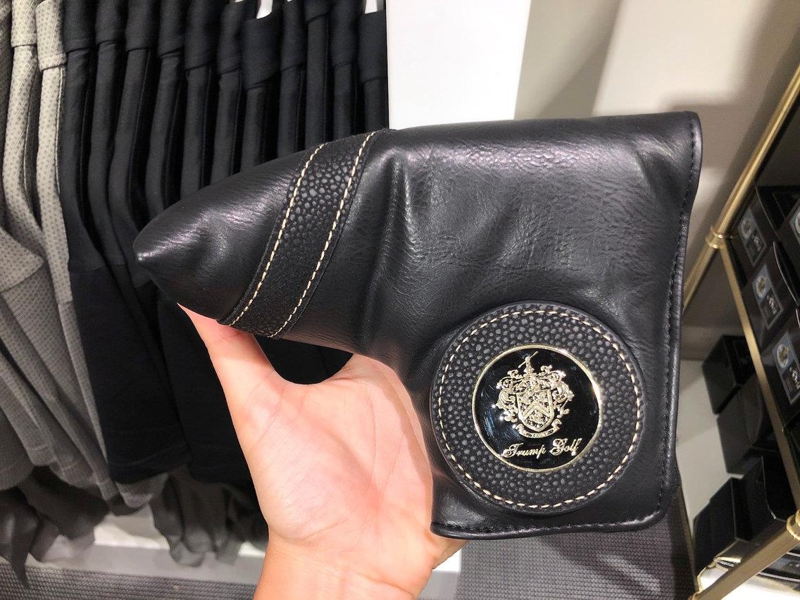 toa nha ban do nhan hieu Tong thong Trump anh 28