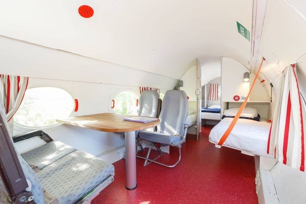 buong lai may bay tro thanh toilet anh 2