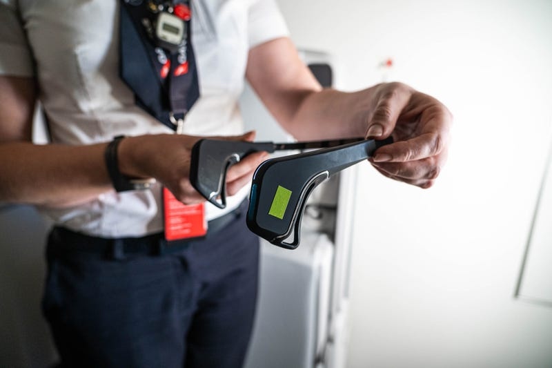 Chuyen bay dai nhat the gioi anh 10