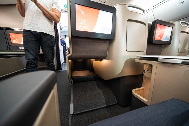 Chuyen bay dai nhat the gioi anh 7