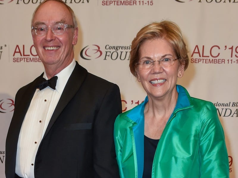 Elizabeth Warren giau co co nao anh 4