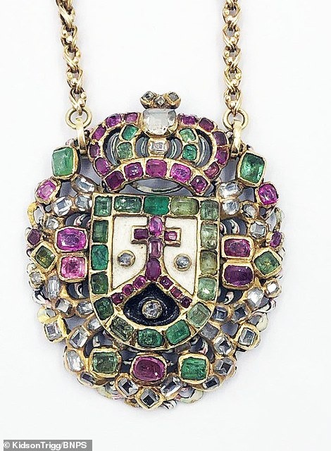 kho bau trong tu lanh anh 8