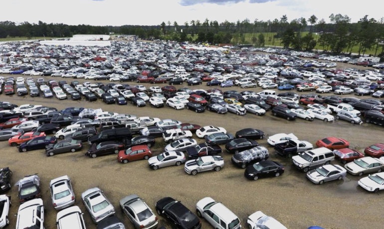 thanh ty phu nho ban oto cu anh 2