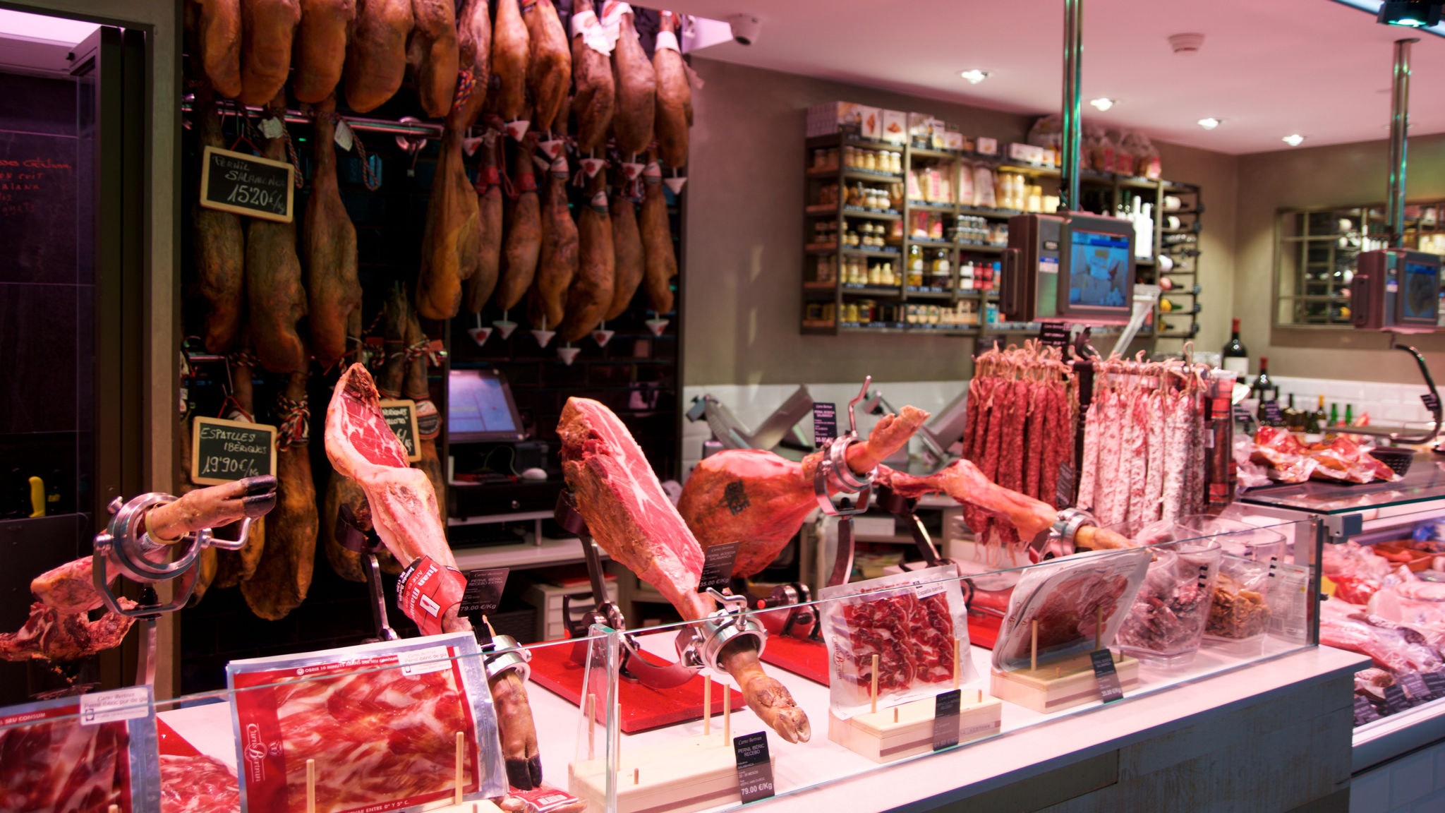 gia thit lon tren the gioi anh 3