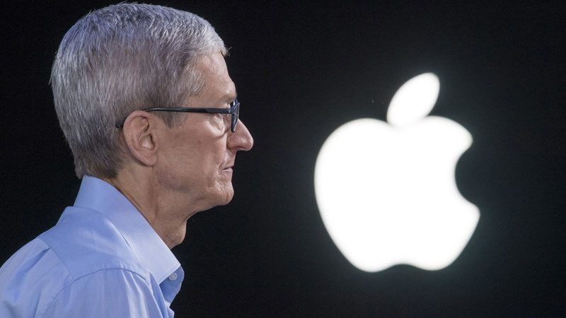 Khong phai Steve Jobs, Tim Cook moi la 'an nhan' cua Apple hinh anh