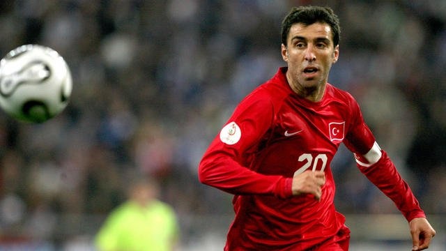 sieu sao bong da lai Uber anh 1