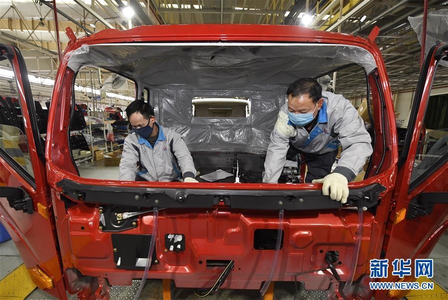 khong khi lam viec trong dich virus corona anh 5