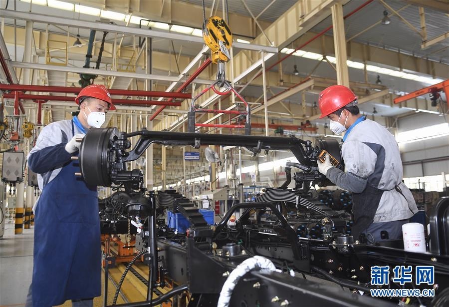 khong khi lam viec trong dich virus corona anh 8