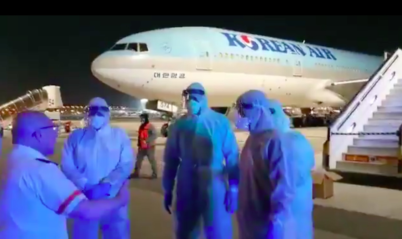 Cac hang bay Han Quoc huy chuyen, cat giam nhan vien vi dich Covid-19 hinh anh